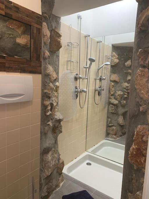 Apartament La Nonete Villefranche-sur-Mer Zewnętrze zdjęcie